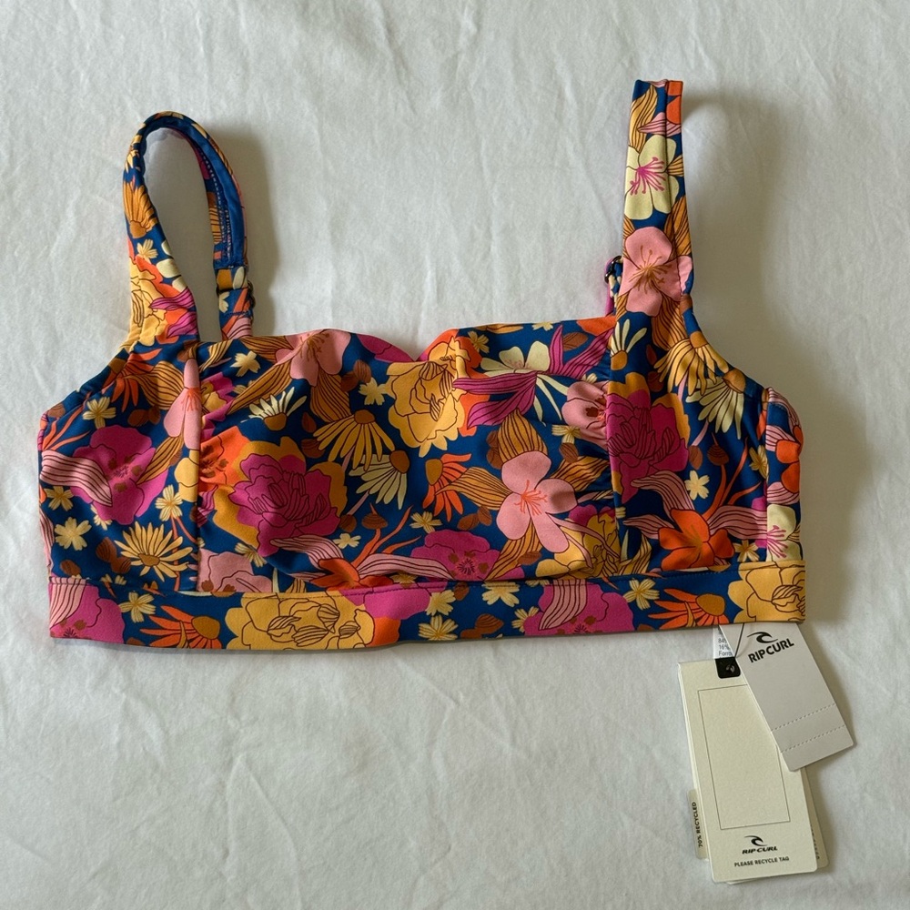 Rip Curl Women’s- Bikini Top - Small DD - NWT